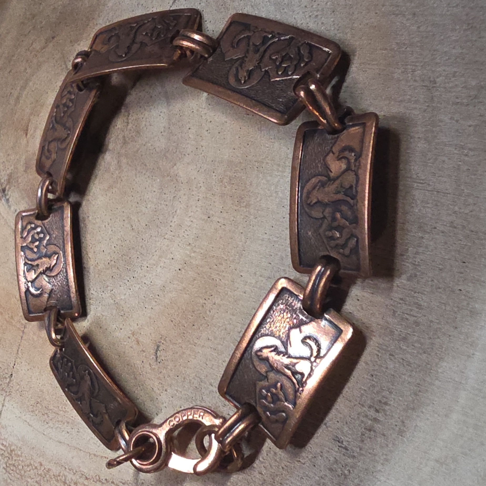 Vintage Bell Trading Post Copper Link Bracelet With A Wolf Motif.